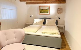 Holy View Apartment
